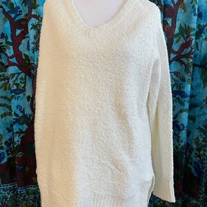 Adrianna Papell Cream V-Neck Sweater
